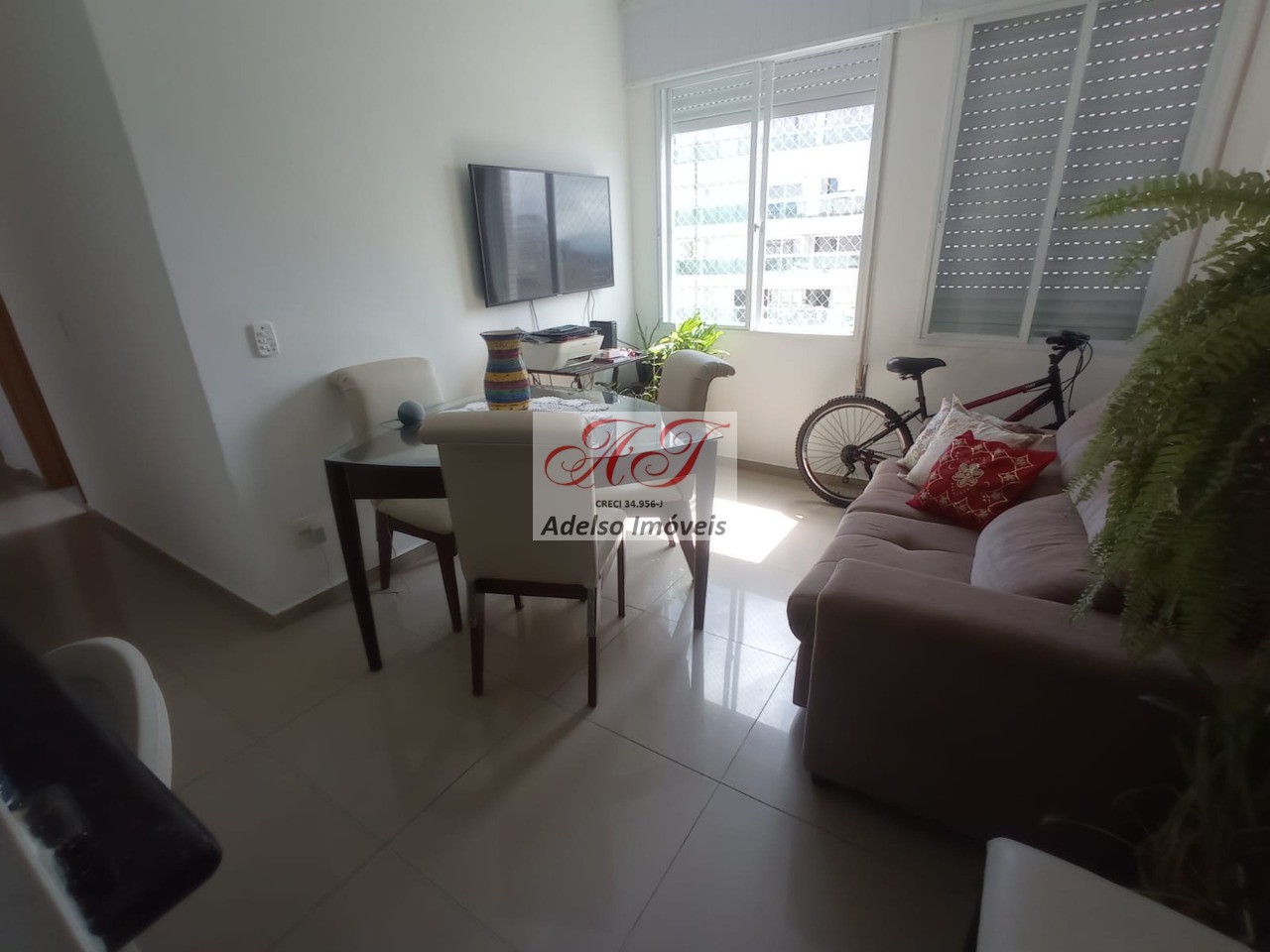 Apartamento à venda com 2 quartos, 75m² - Foto 3