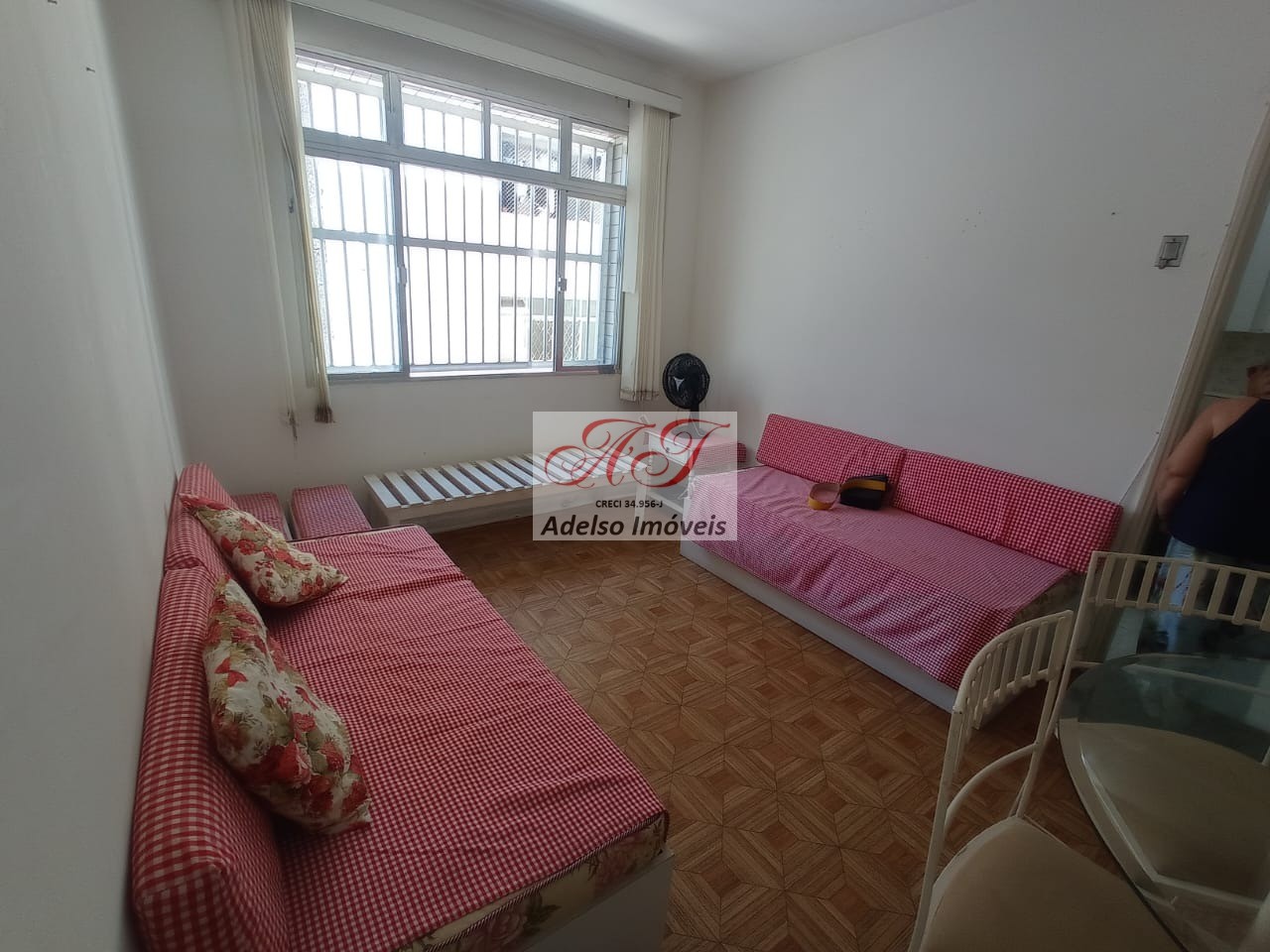 Apartamento à venda com 1 quarto, 50m² - Foto 3