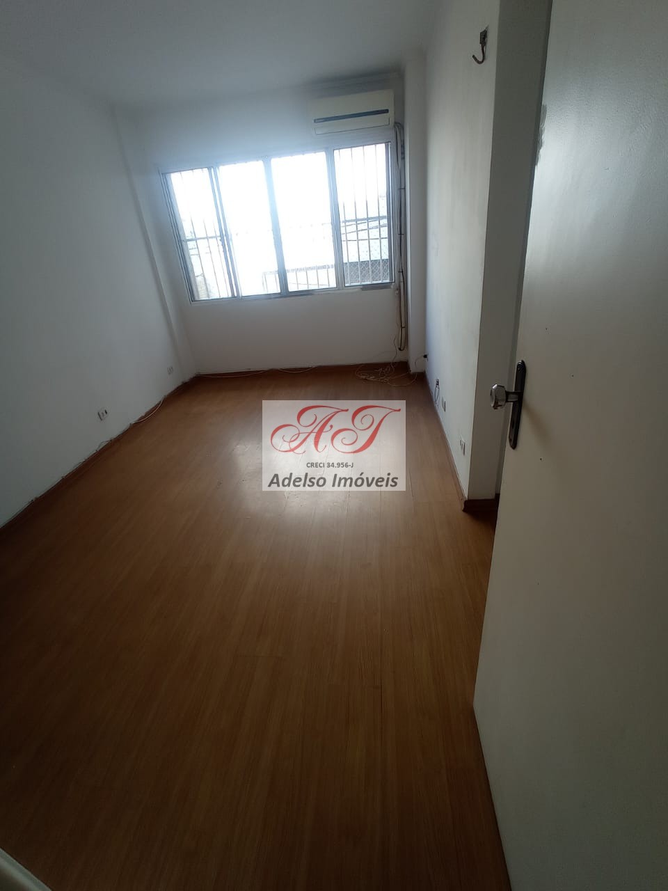 Apartamento à venda com 1 quarto, 42m² - Foto 18