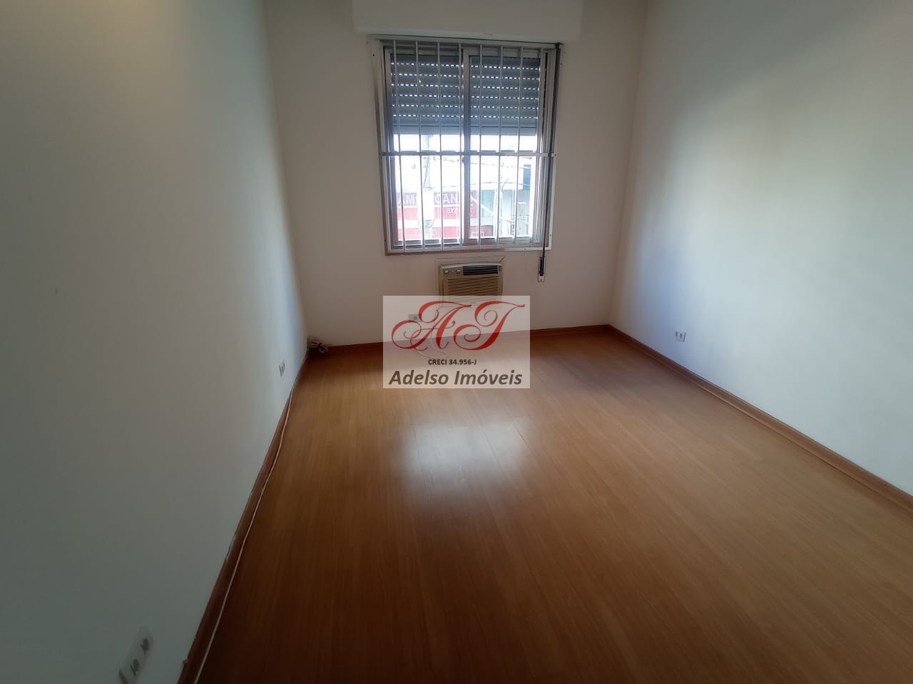 Apartamento à venda com 1 quarto, 42m² - Foto 12