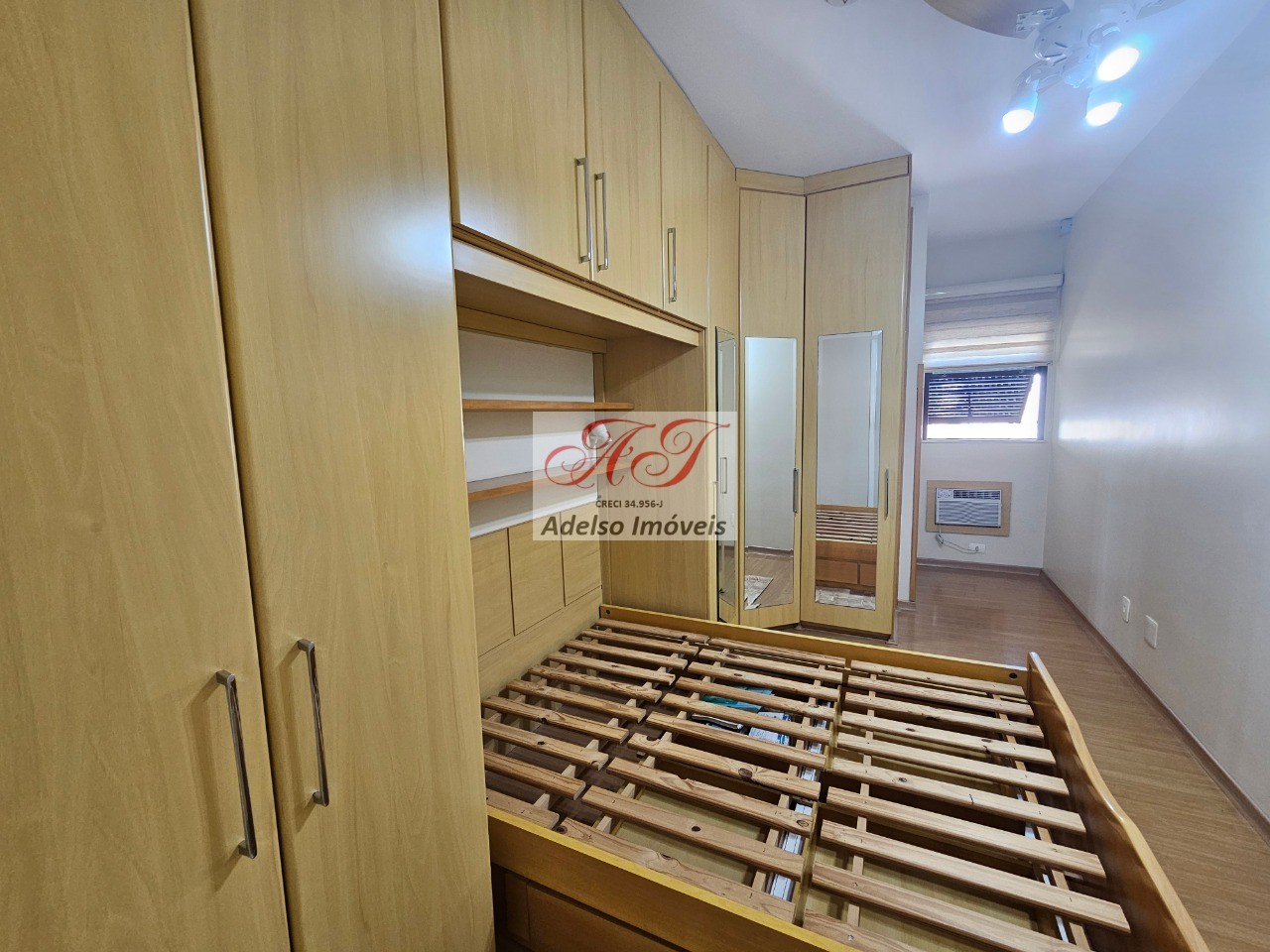 Apartamento à venda com 2 quartos, 77m² - Foto 12