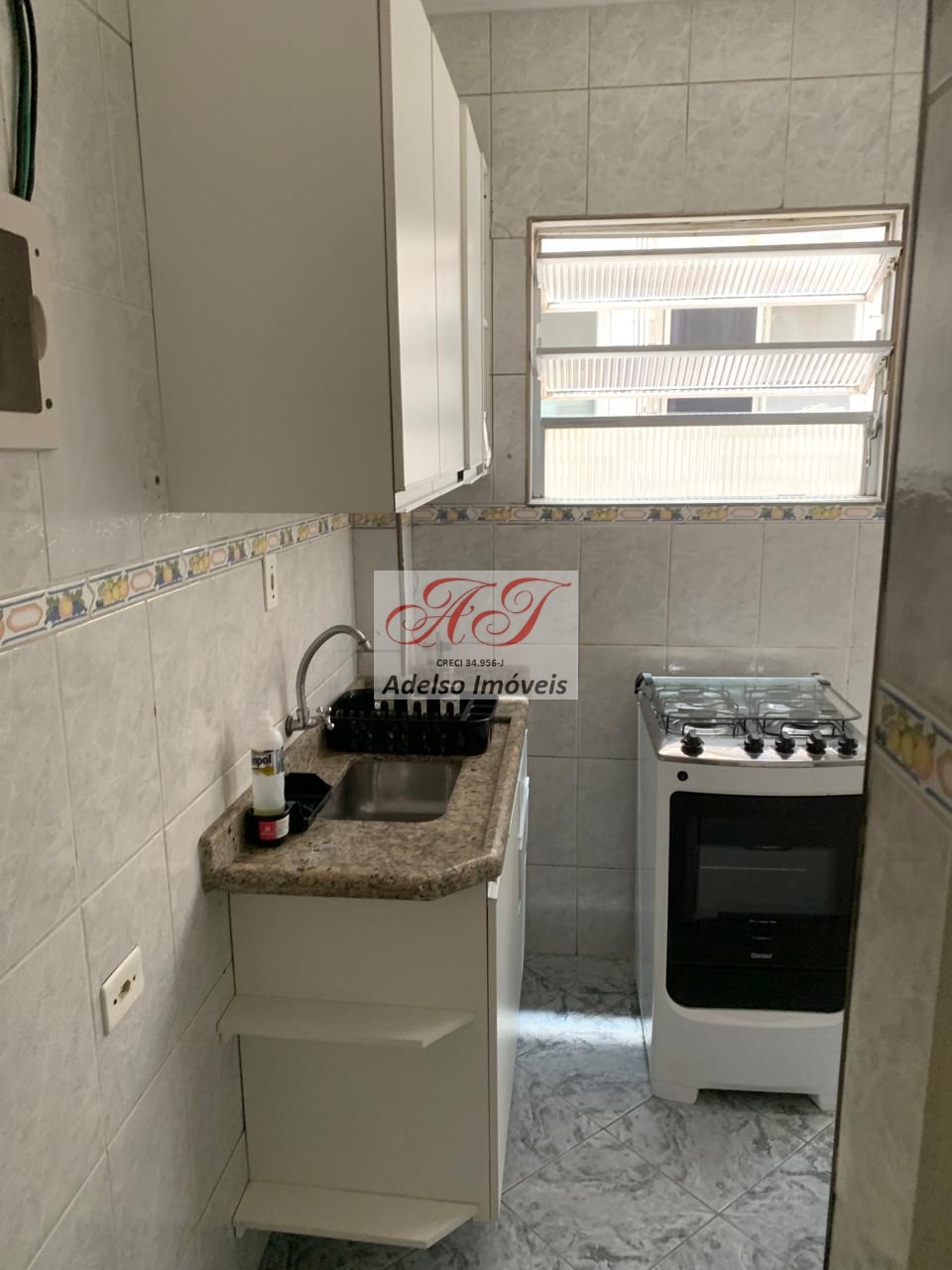 Apartamento à venda com 1 quarto, 52m² - Foto 2