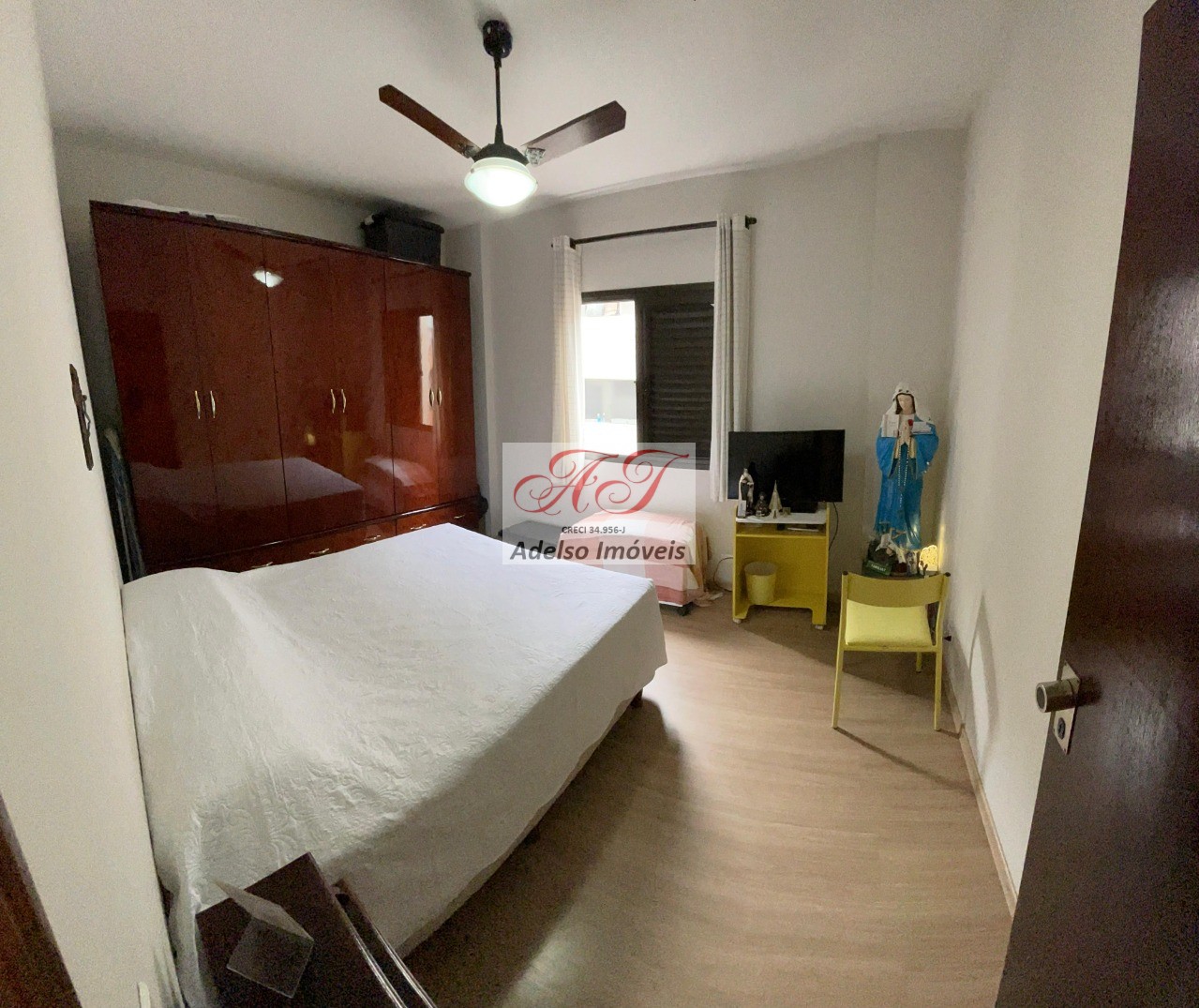 Apartamento à venda com 2 quartos, 105m² - Foto 3