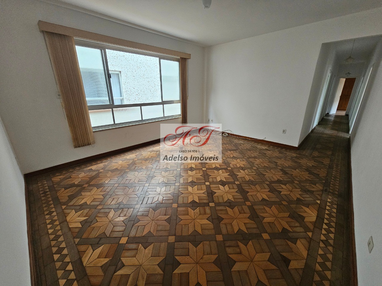 Apartamento à venda com 3 quartos, 150m² - Foto 8