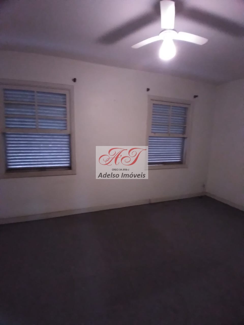 Casa à venda com 3 quartos, 200m² - Foto 17