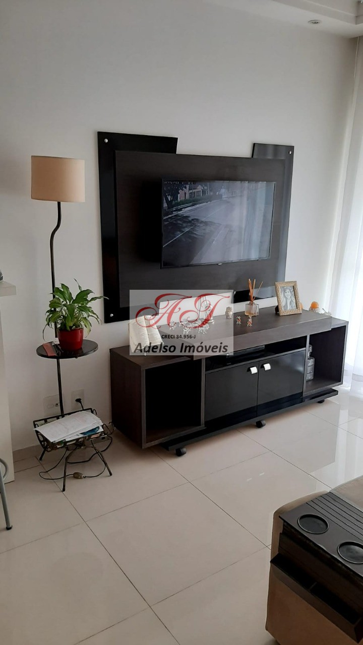 Apartamento à venda com 2 quartos, 67m² - Foto 4