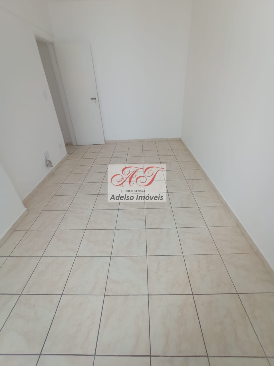 Apartamento à venda com 1 quarto, 42m² - Foto 4