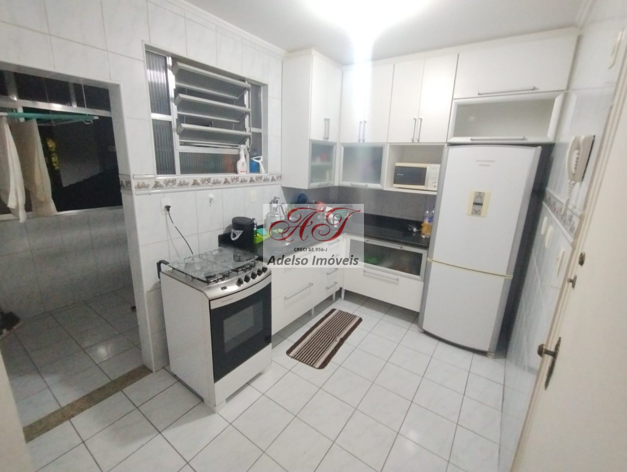 Apartamento à venda com 2 quartos, 70m² - Foto 12