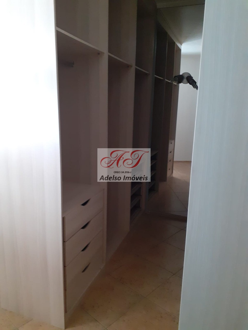 Apartamento à venda com 1 quarto, 45m² - Foto 21