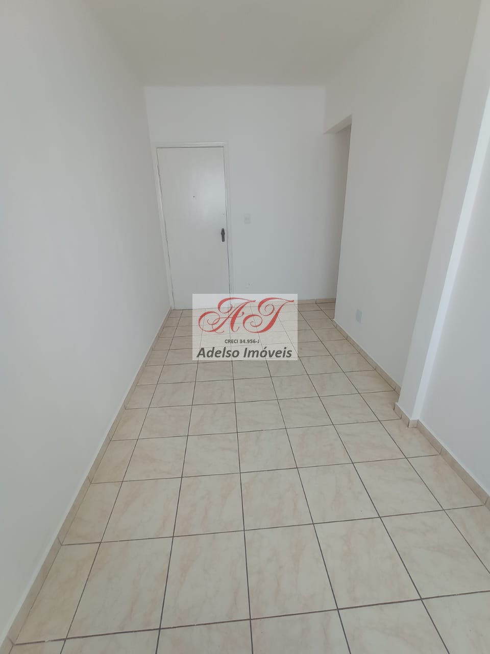 Apartamento à venda com 1 quarto, 42m² - Foto 3