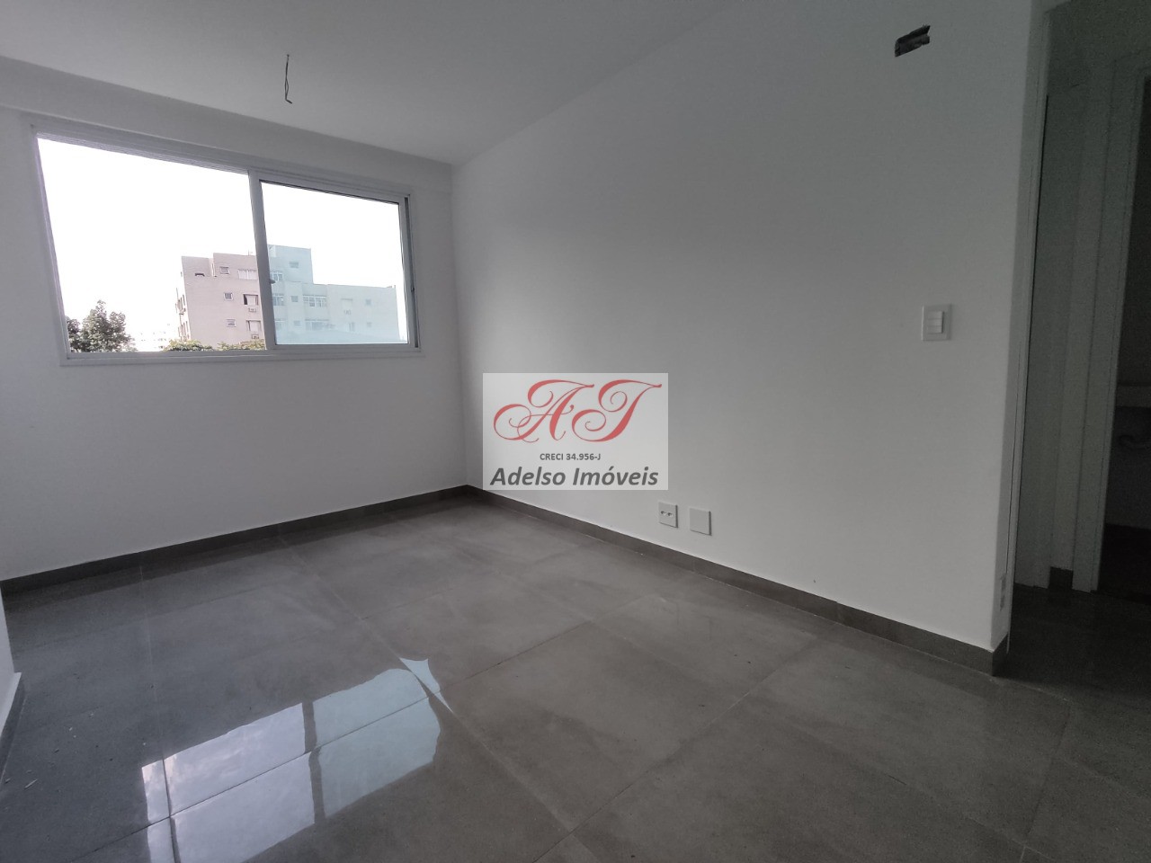 Apartamento à venda com 1 quarto, 42m² - Foto 11