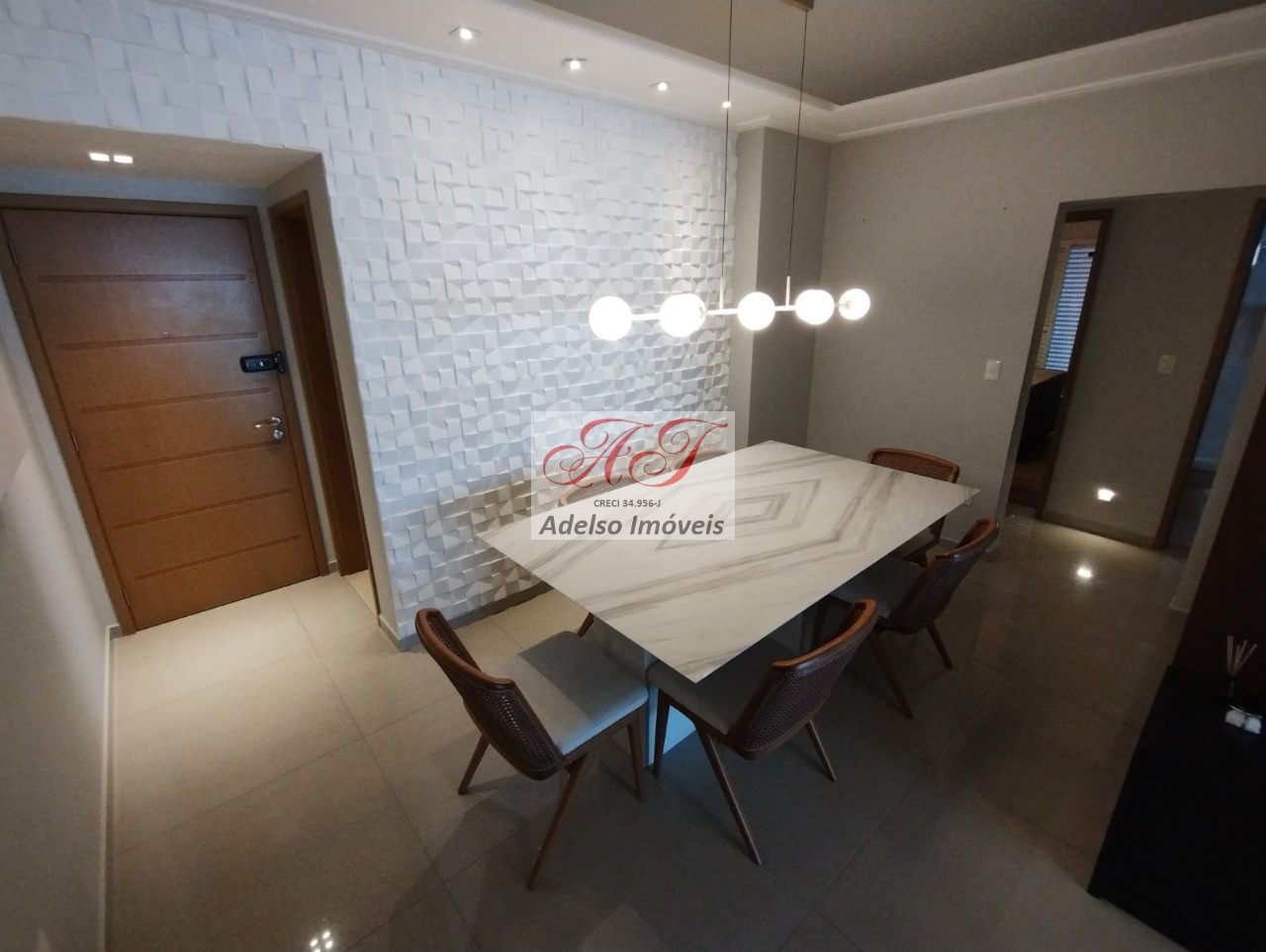 Apartamento à venda com 3 quartos, 152m² - Foto 1