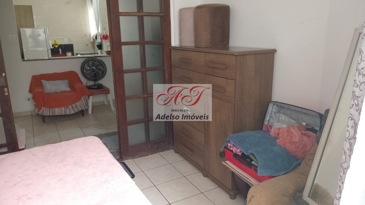 Apartamento à venda com 2 quartos, 72m² - Foto 4