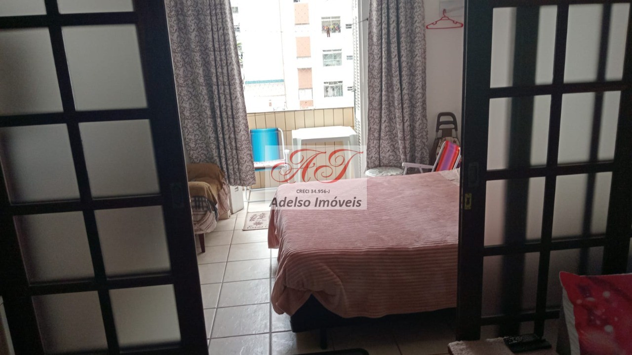 Apartamento à venda com 2 quartos, 72m² - Foto 2