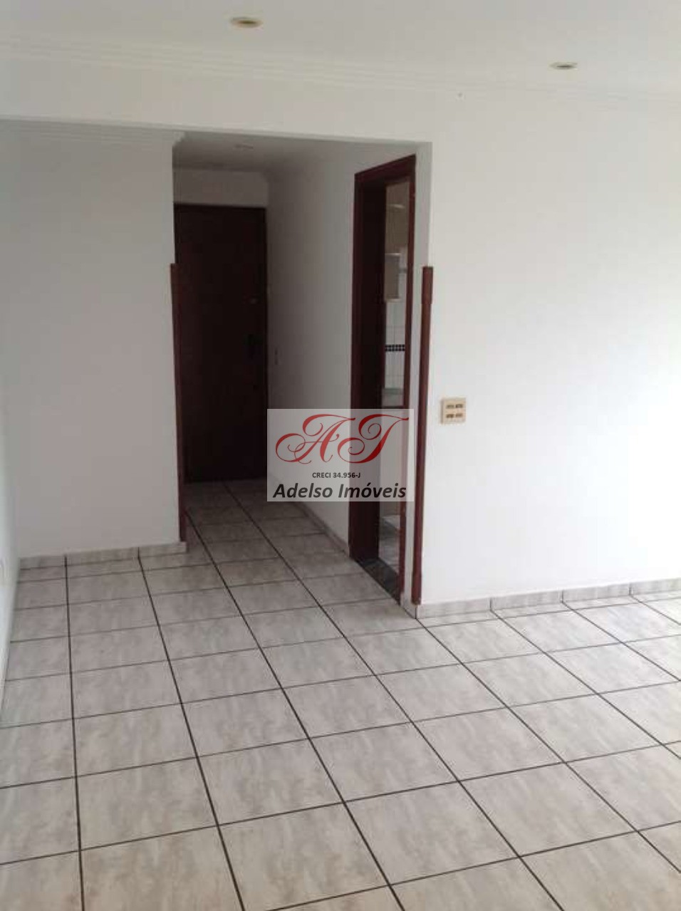 Apartamento à venda com 1 quarto, 54m² - Foto 2