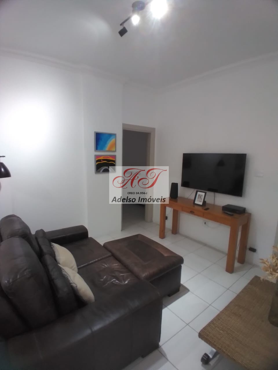 Apartamento à venda com 2 quartos, 100m² - Foto 2