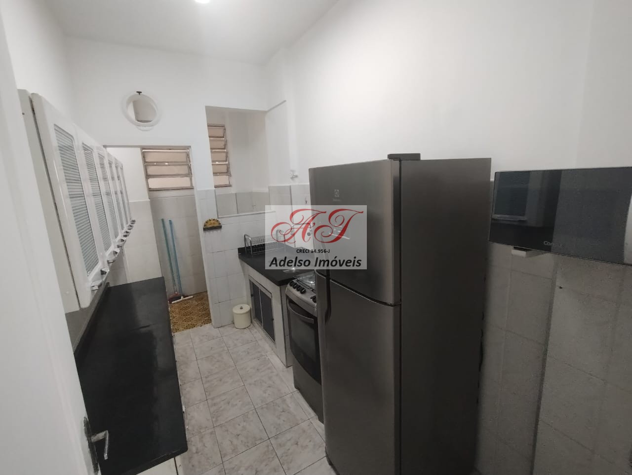 Apartamento para alugar com 2 quartos, 70m² - Foto 15