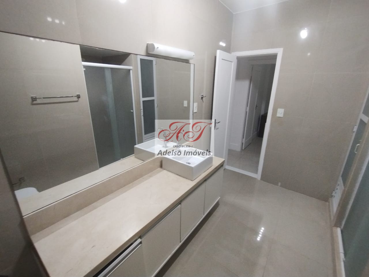 Apartamento para alugar com 2 quartos, 70m² - Foto 10