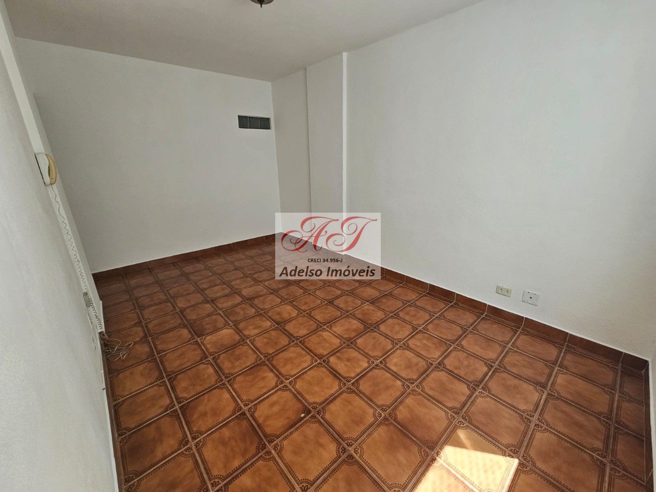 Apartamento à venda com 1 quarto, 50m² - Foto 2