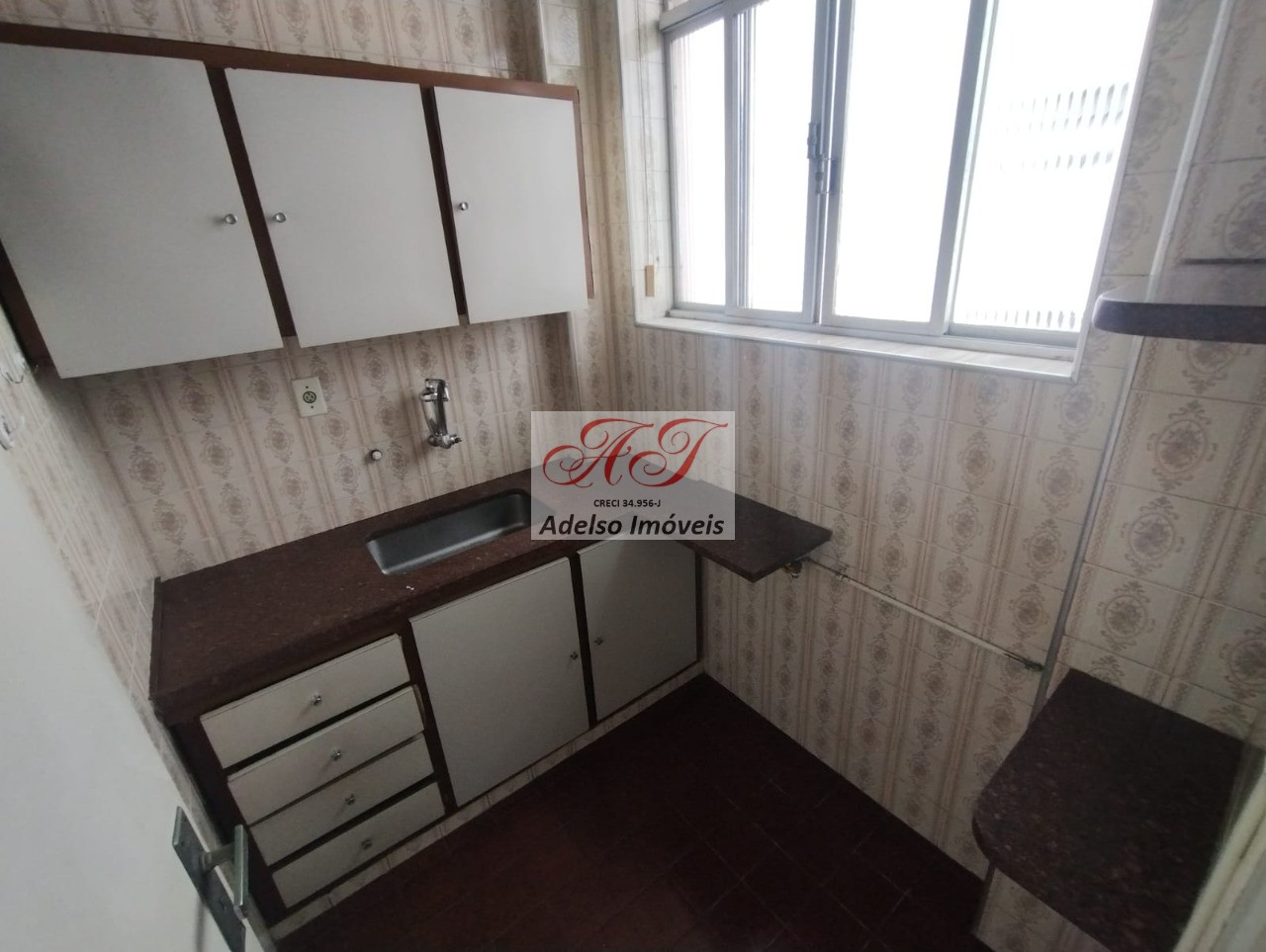 Apartamento à venda com 1 quarto, 60m² - Foto 7