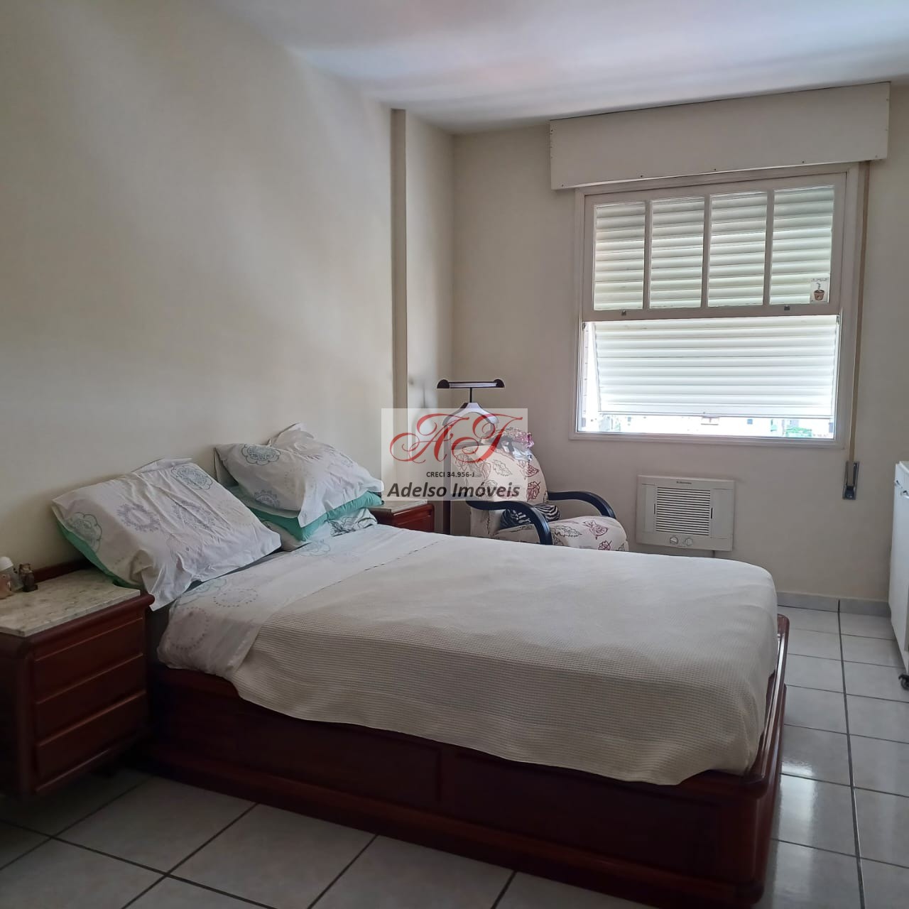 Apartamento à venda com 4 quartos, 200m² - Foto 15