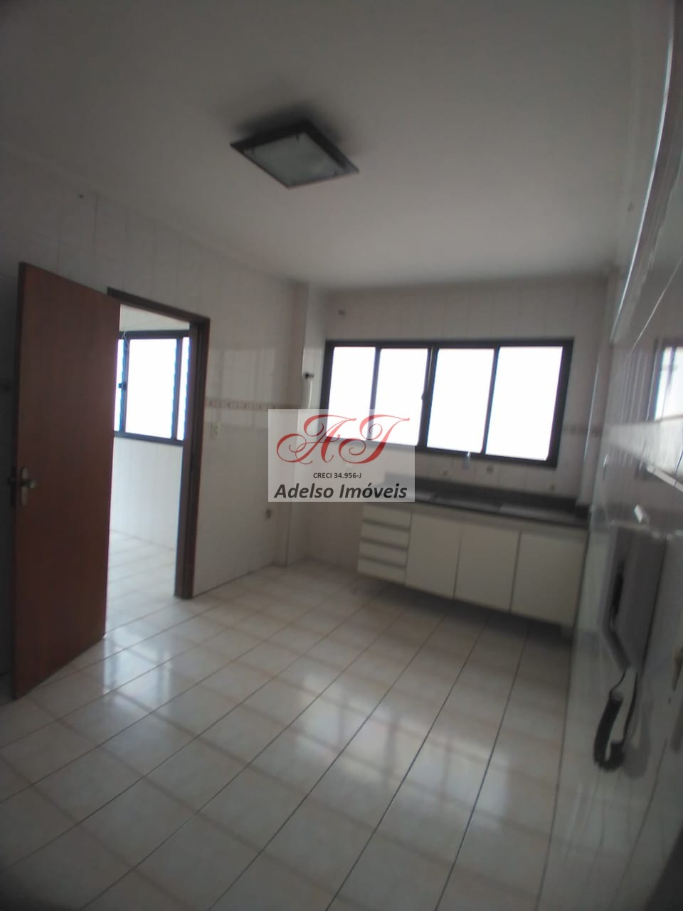 Apartamento à venda com 2 quartos, 110m² - Foto 11