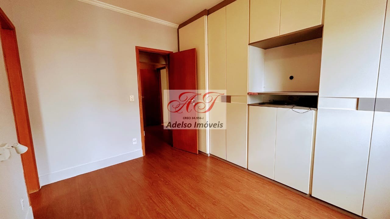 Apartamento à venda com 3 quartos, 160m² - Foto 13