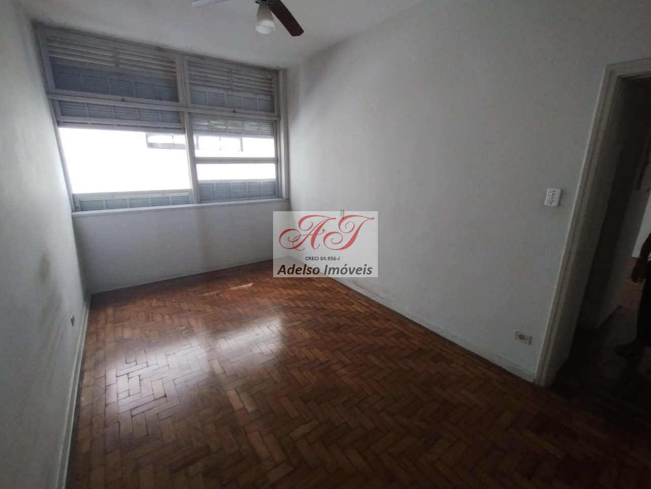 Apartamento à venda com 1 quarto, 60m² - Foto 5