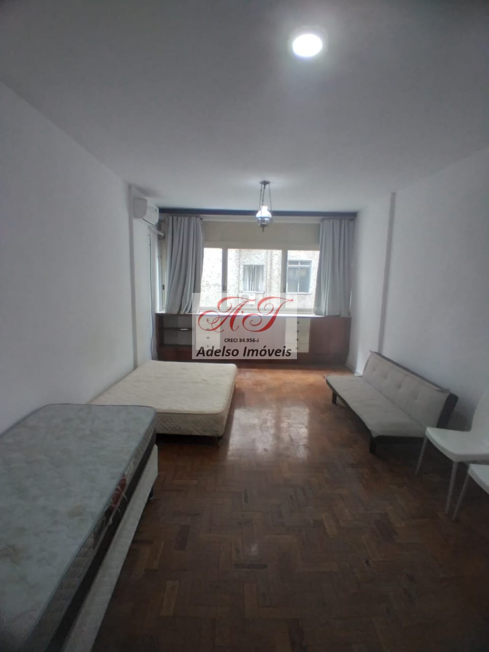 Apartamento à venda com 1 quarto, 40m² - Foto 3