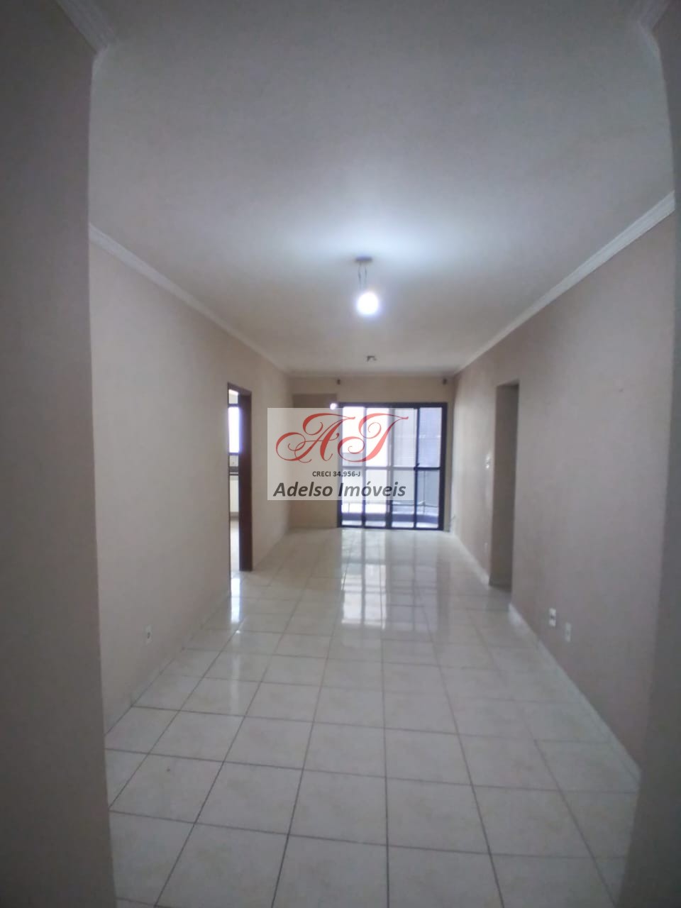 Apartamento à venda com 2 quartos, 110m² - Foto 1