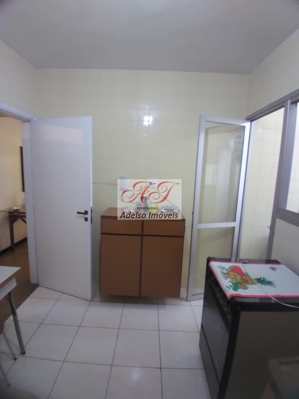 Apartamento à venda com 1 quarto, 65m² - Foto 9