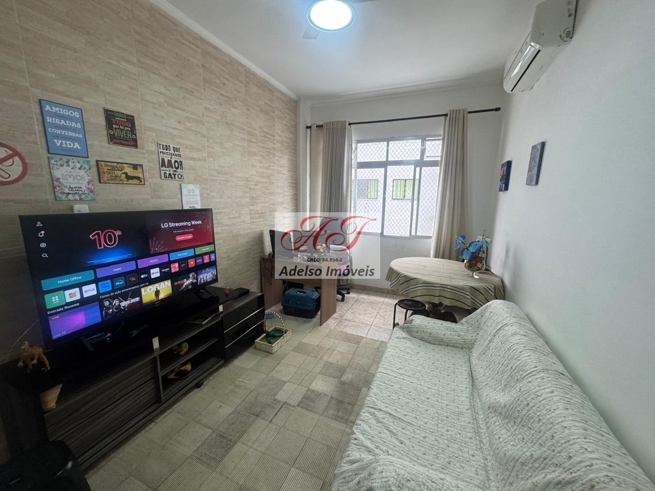 Apartamento à venda com 2 quartos, 77m² - Foto 1