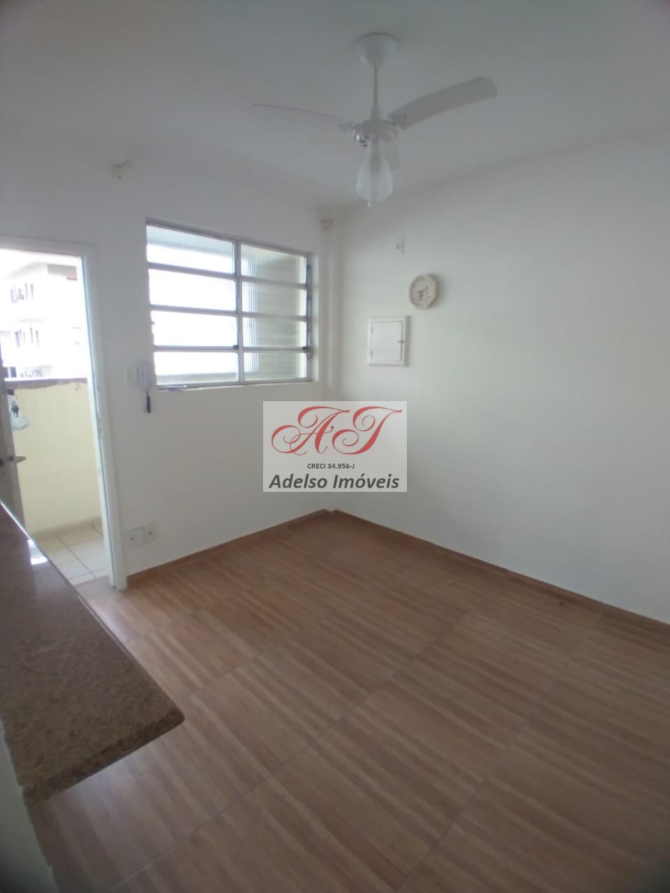 Apartamento à venda com 2 quartos, 65m² - Foto 2