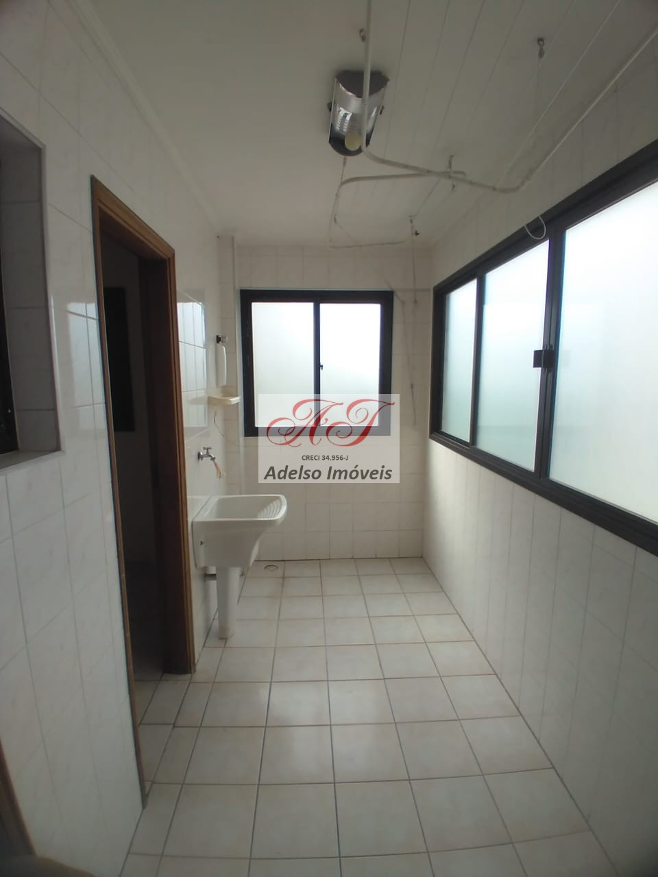 Apartamento à venda com 2 quartos, 110m² - Foto 12