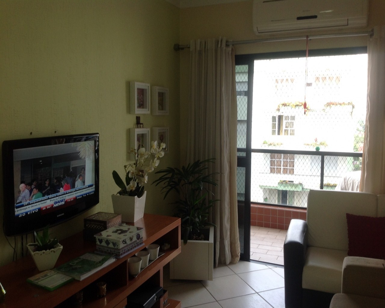 Apartamento à venda com 3 quartos, 104m² - Foto 2