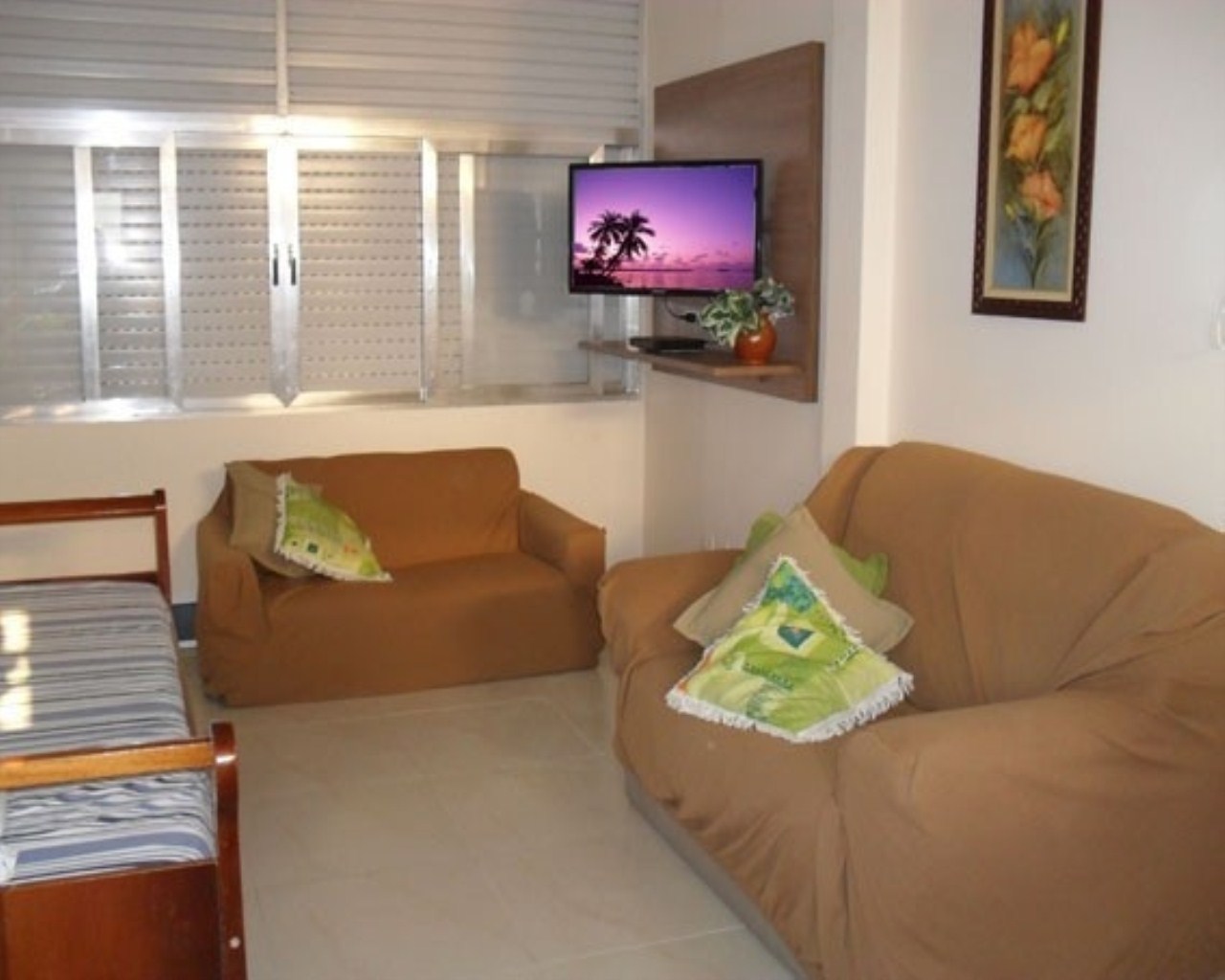 Apartamento à venda com 2 quartos, 80m² - Foto 2