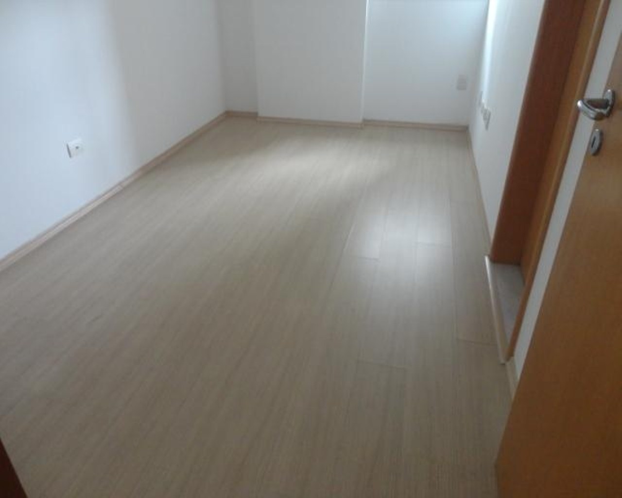 Apartamento à venda com 3 quartos, 150m² - Foto 12