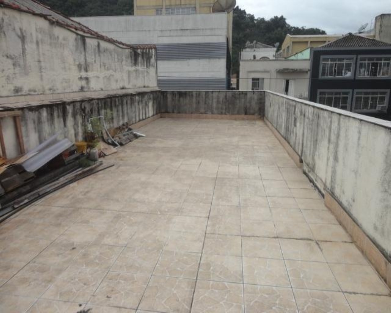 Prédio Inteiro para alugar, 600m² - Foto 2