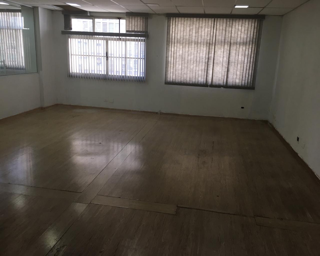 Conjunto Comercial-Sala à venda, 70m² - Foto 2