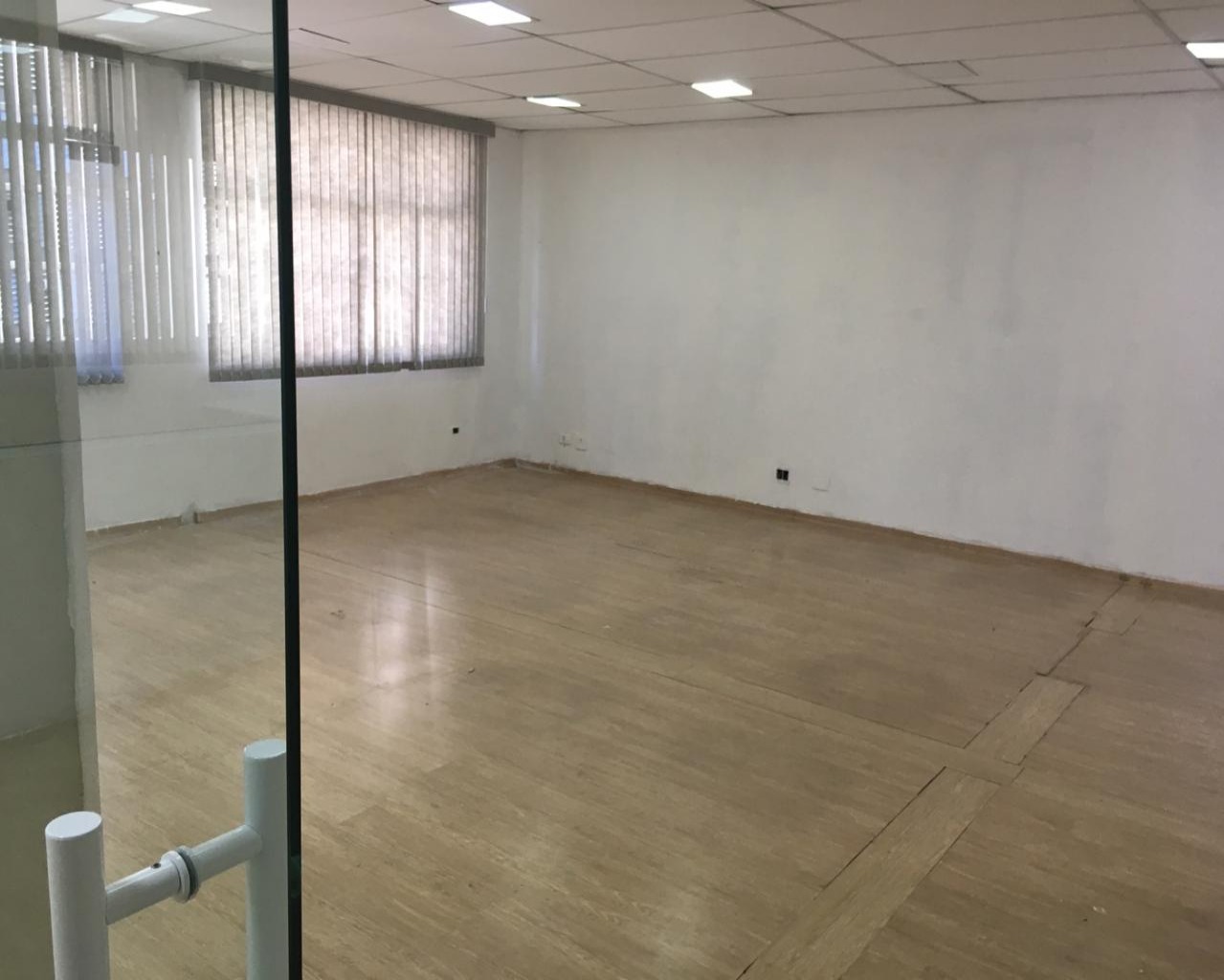 Conjunto Comercial-Sala à venda, 70m² - Foto 5