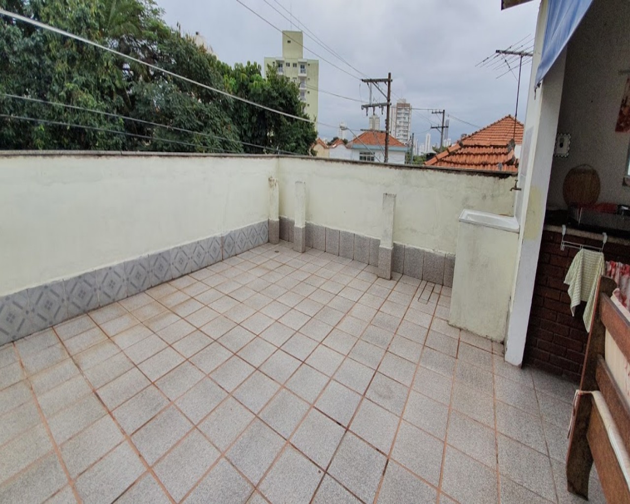 Sobrado à venda com 8 quartos, 207m² - Foto 28