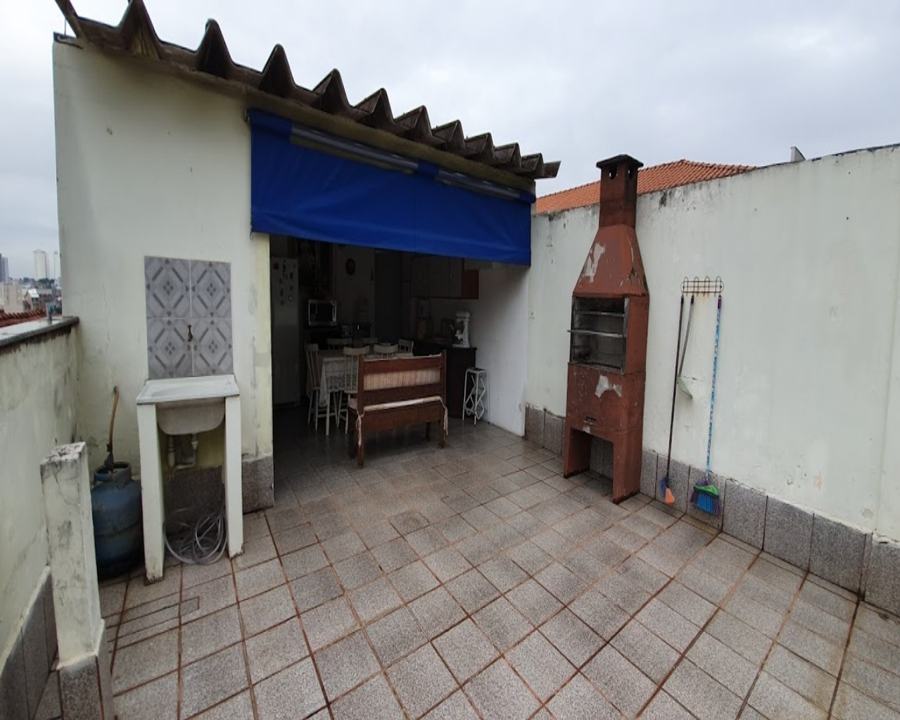 Sobrado à venda com 8 quartos, 207m² - Foto 29