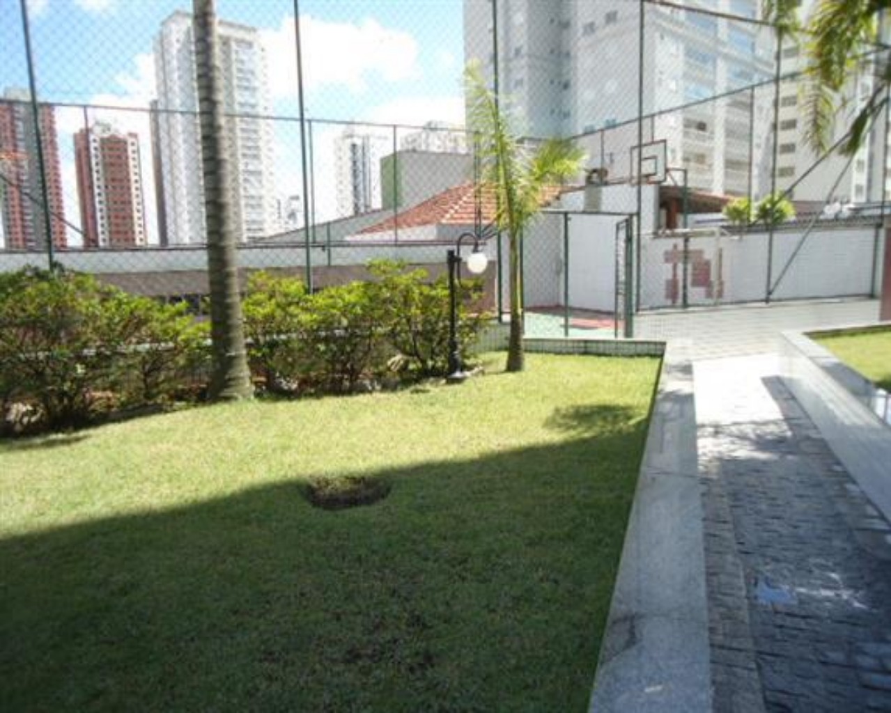 Apartamento à venda com 3 quartos, 105m² - Foto 18