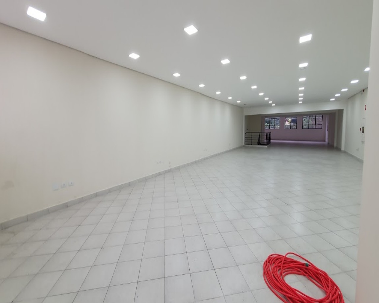 Prédio Inteiro para alugar, 980m² - Foto 13