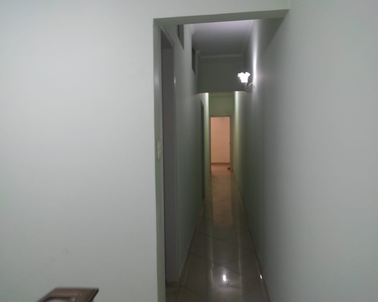 Casa Comercial à venda com 5 quartos, 210m² - Foto 17