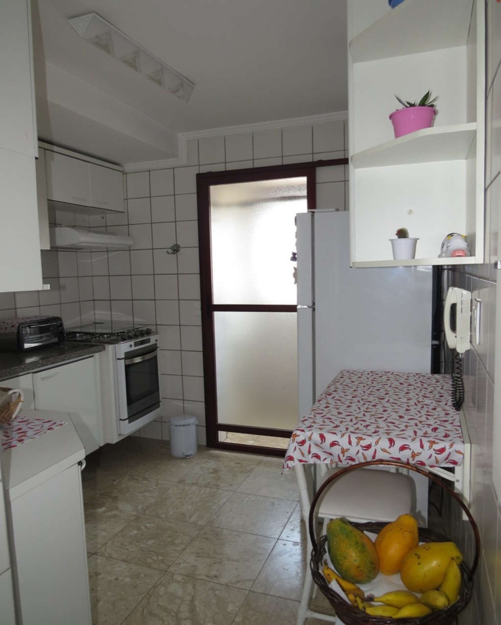 Apartamento à venda com 3 quartos, 90m² - Foto 8