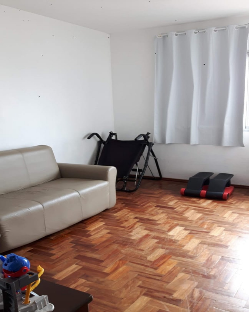 Apartamento à venda com 3 quartos, 110m² - Foto 2