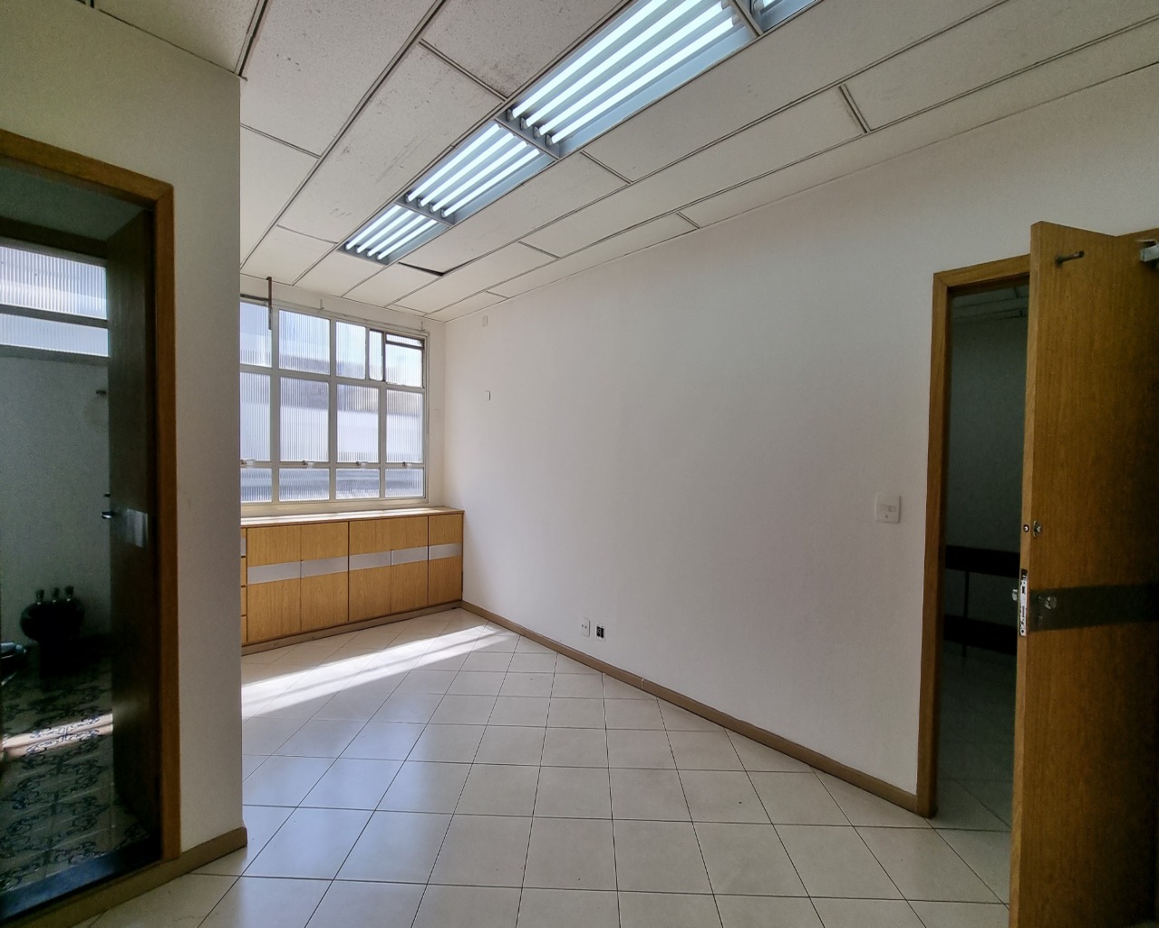 Prédio Inteiro para alugar, 233m² - Foto 36