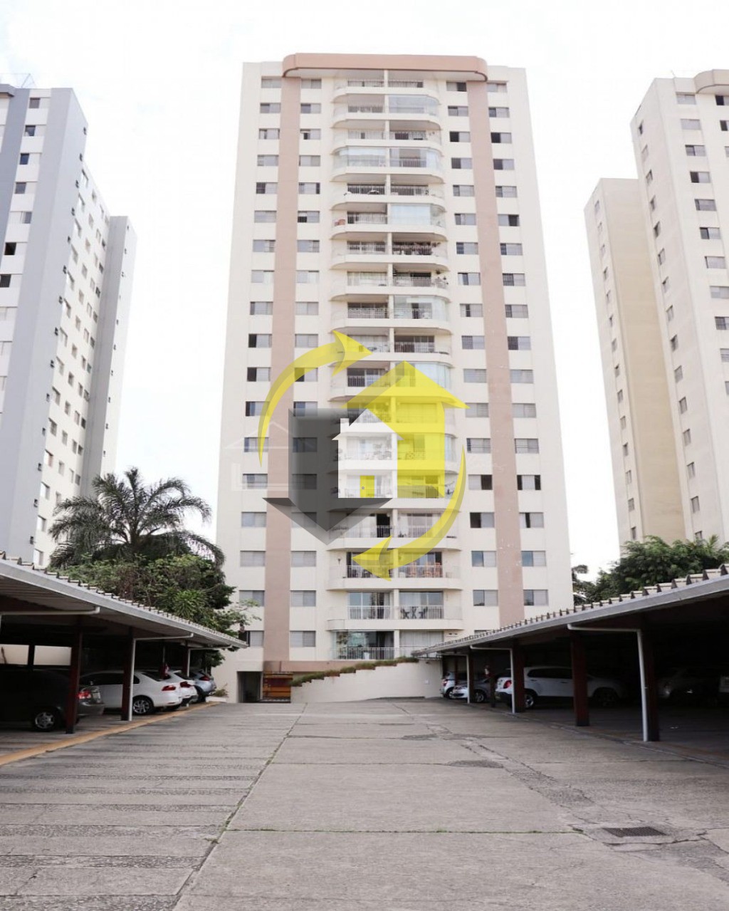 Apartamento à venda com 2 quartos, 83m² - Foto 3