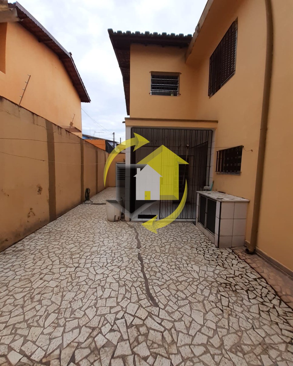 Sobrado à venda com 4 quartos, 210m² - Foto 11